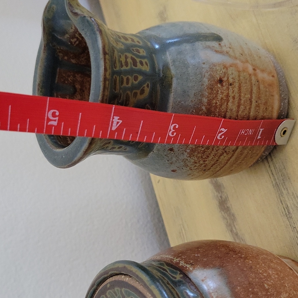 Signed Stoneware Creamer and sugar bowl - Picture 10 of 10